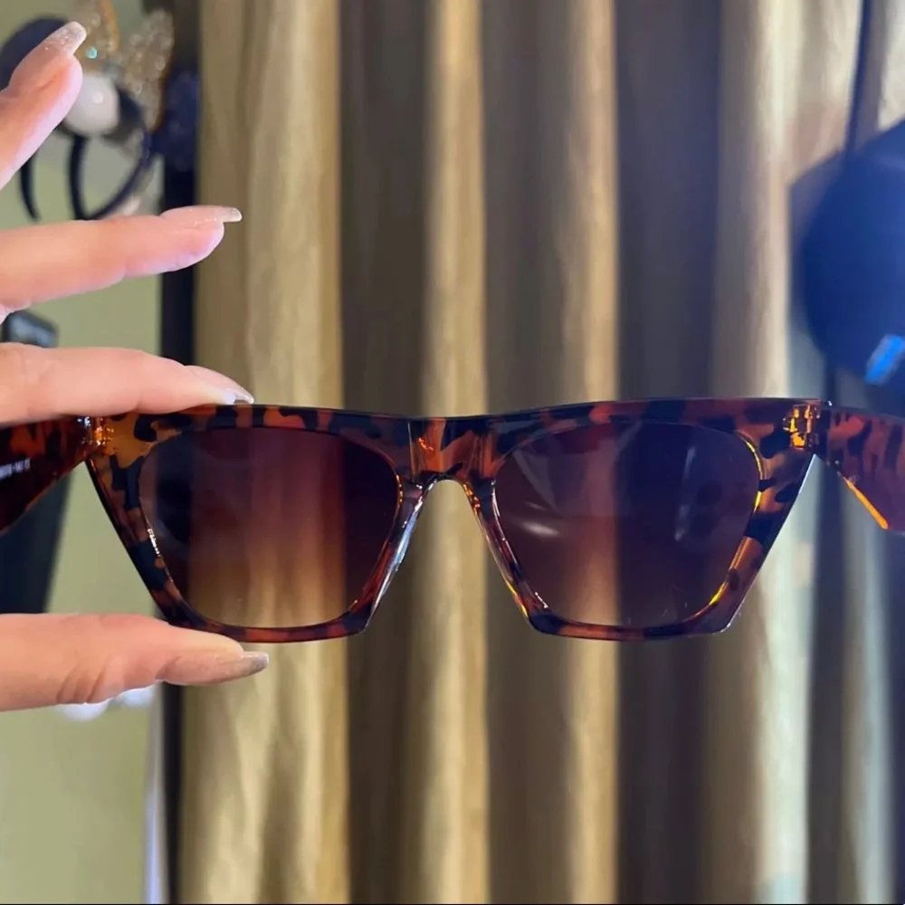 Fashion StyleCeline Edge Style Leopard w Brown Lens sunglasses